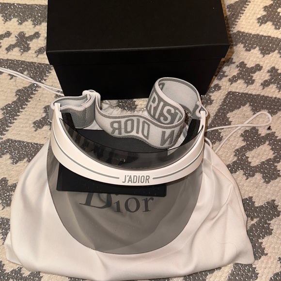 Dior Womens Club 1 Sun Visor J'ADIOR Logo Adjustable white grey - Picture 8 of 9